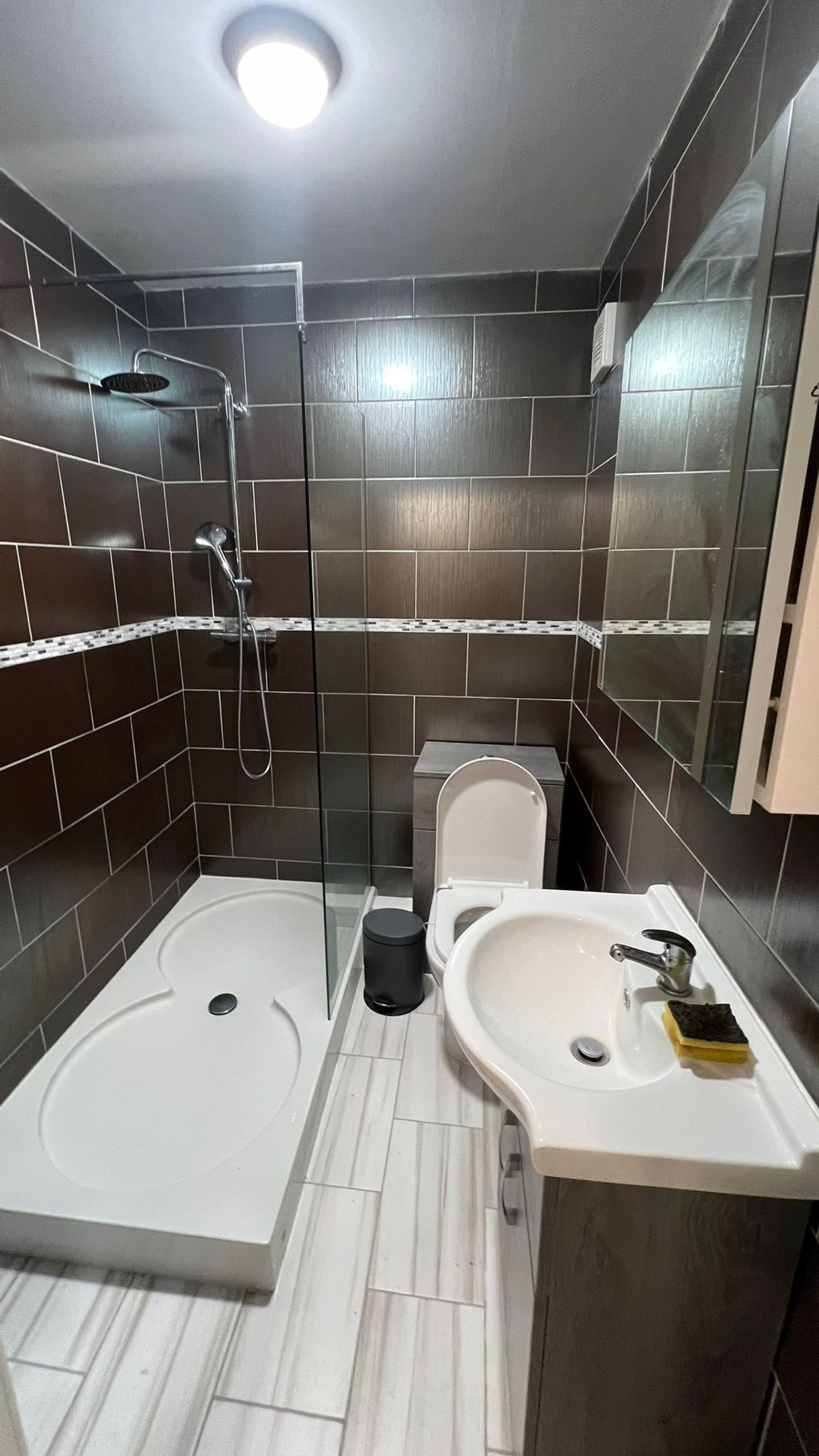 5 Vine Place Flat 1 SR1 3NE